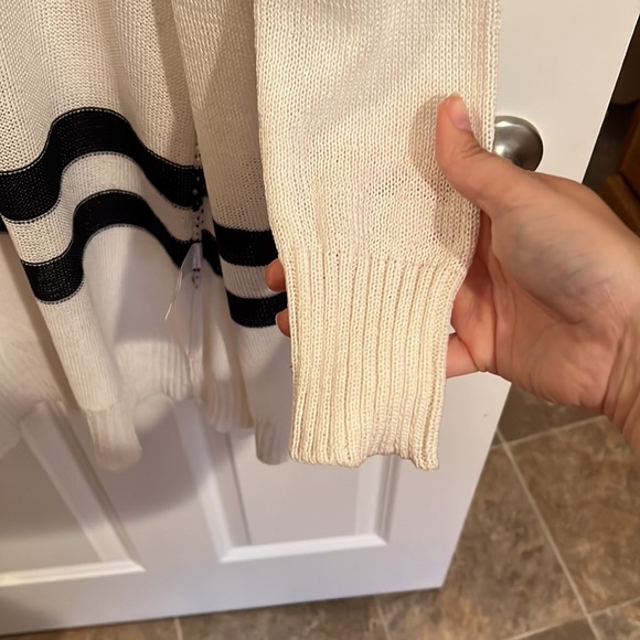 Cardigan - Picture 2 of 6